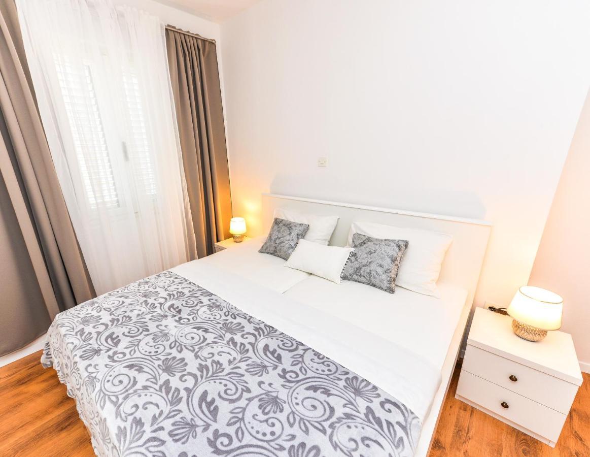 Apartments Ankica Novalja Ngoại thất bức ảnh